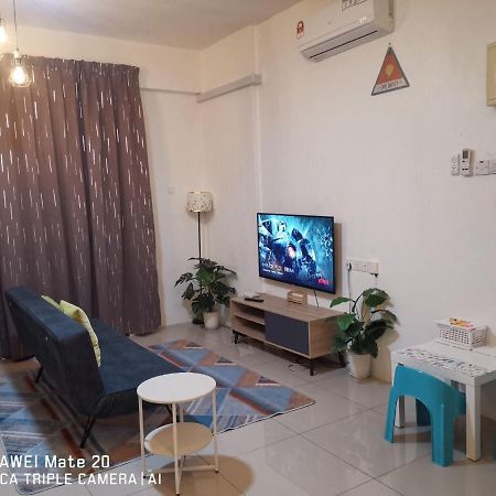 Homestay Safwan Meru Ipoh Exterior foto